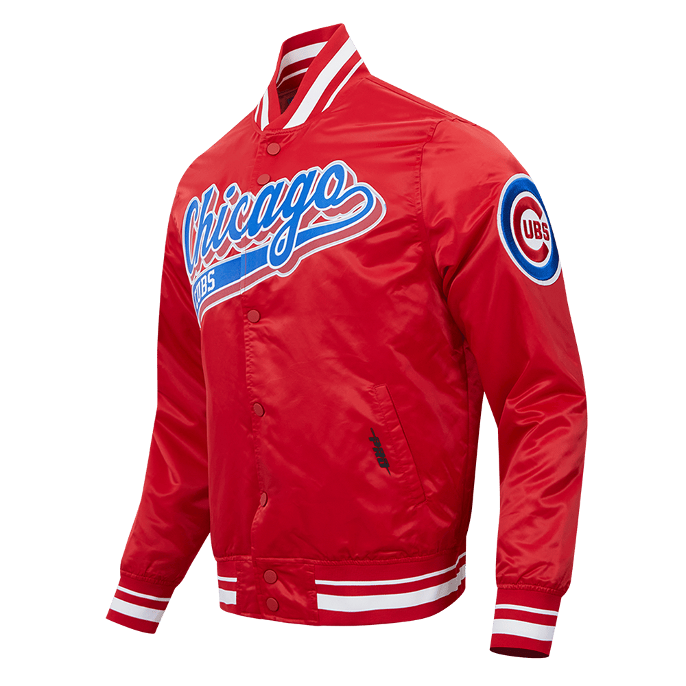 CHAQUETA DE SATÉN PARA HOMBRE MLB CHICAGO CUBS SCRIPT TAIL (ROJA)