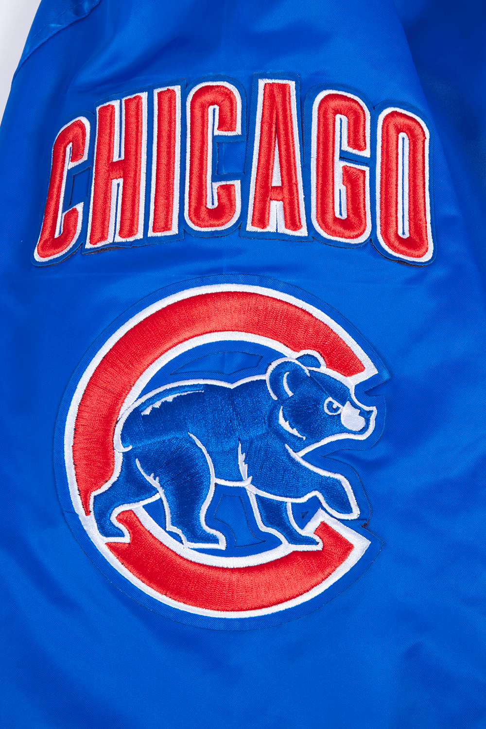 CHAQUETA DE SATÉN ACANALADA MASHUP PARA HOMBRE MLB CHICAGO CUBS (AZUL REAL/ROJO)