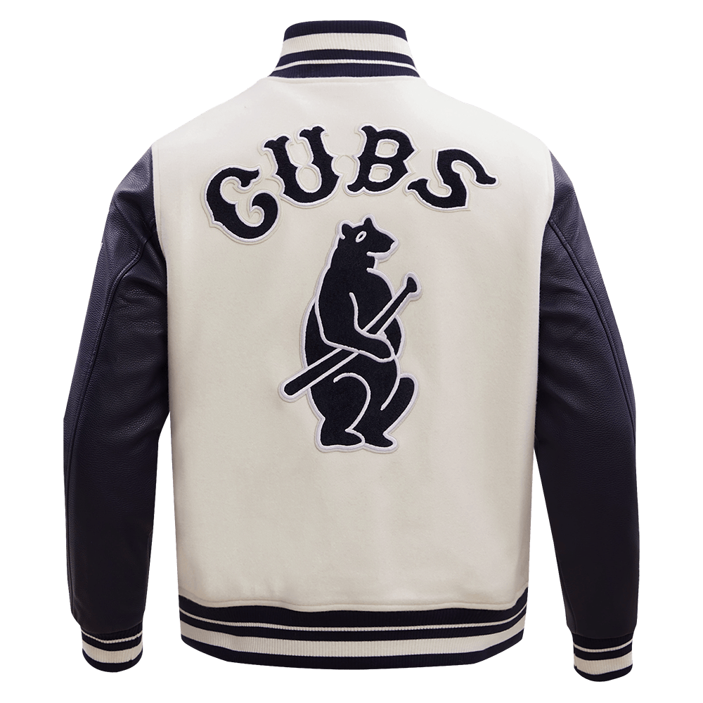 CHAQUETA UNIVERSITARIA DE LANA ACANALADA RETRO CLÁSICA PARA HOMBRE MLB CHICAGO CUBS (BLANCO HUEVO/AZUL MARINO NOCHE)