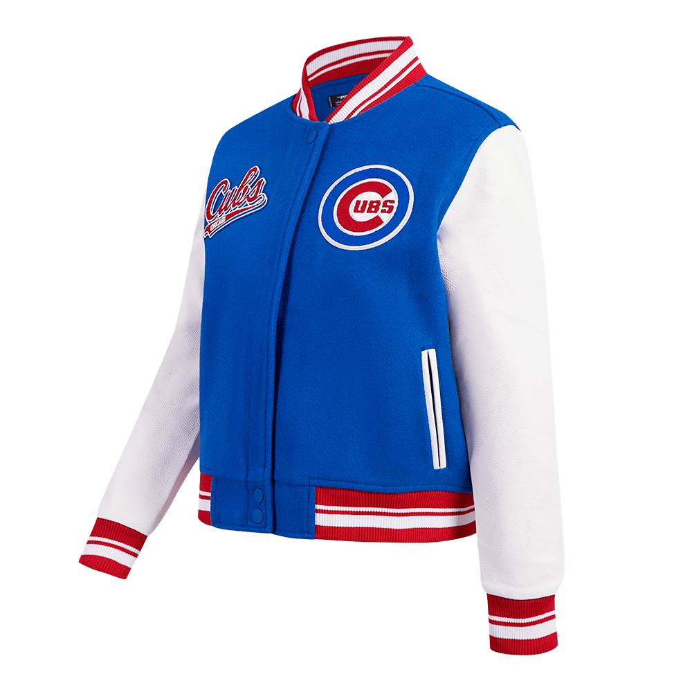 CHAQUETA UNIVERSITARIA DE LANA PARA MUJER MLB CHICAGO CUBS SCRIPT TAIL (AZUL REAL/ROJO)