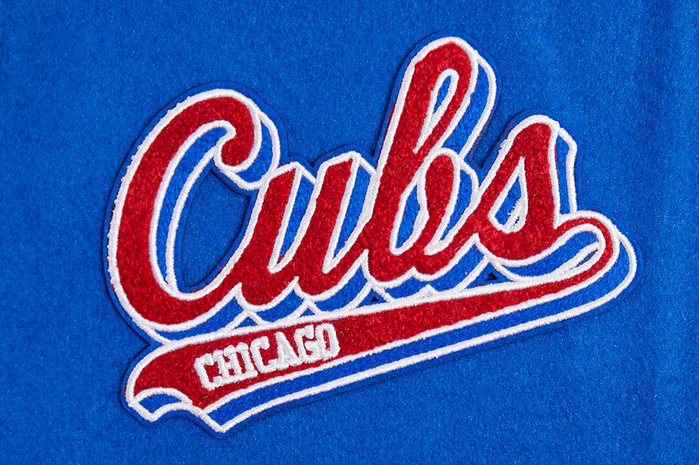 CHAQUETA UNIVERSITARIA DE LANA PARA MUJER MLB CHICAGO CUBS SCRIPT TAIL (AZUL REAL/ROJO)