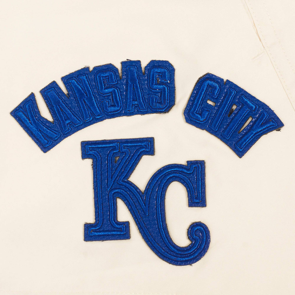 PANTALÓN CORTO TEJIDO MUJER MLB KANSAS CITY ROYALS TRIPLE TONAL W (BLANCO HUESO)