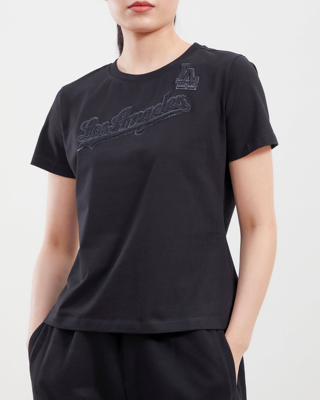 MLB LOS ANGELES DODGERS TRIPLE BLACK WOMEN'S SINGLE JERSEY SLIM FIT TOP (TRIPLE BLACK)
