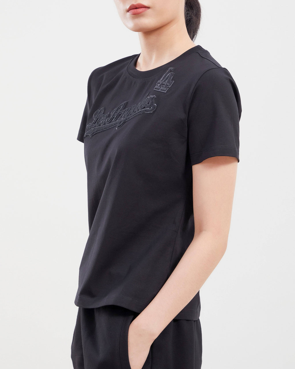 MLB LOS ANGELES DODGERS TRIPLE BLACK WOMEN'S SINGLE JERSEY SLIM FIT TOP (TRIPLE BLACK)
