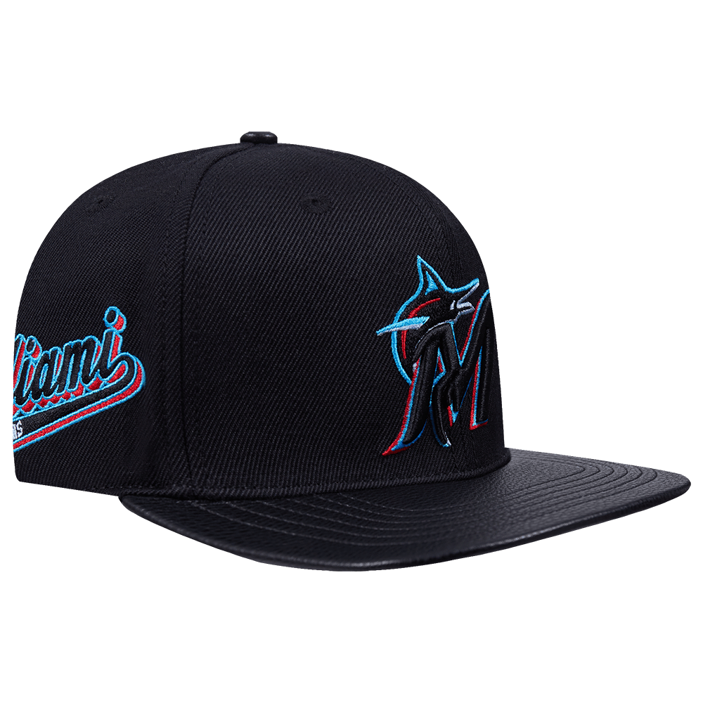 GORRA MLB MIAMI MARLINS SCRIPT TAIL DE LANA CON CIERRE AJUSTABLE (NEGRA)