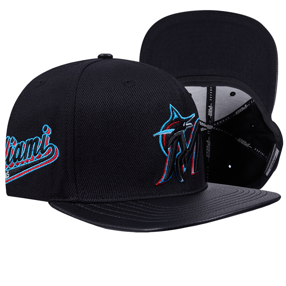 GORRA MLB MIAMI MARLINS SCRIPT TAIL DE LANA CON CIERRE AJUSTABLE (NEGRA)