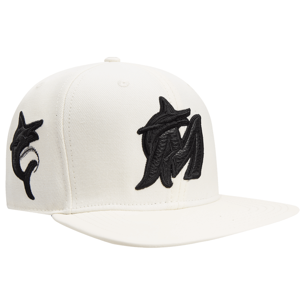 GORRA STRAPBACK MLB MIAMI MARLINS LOGO PRINCIPAL TRIPLE TONAL (CASCARA DE HUEVO)