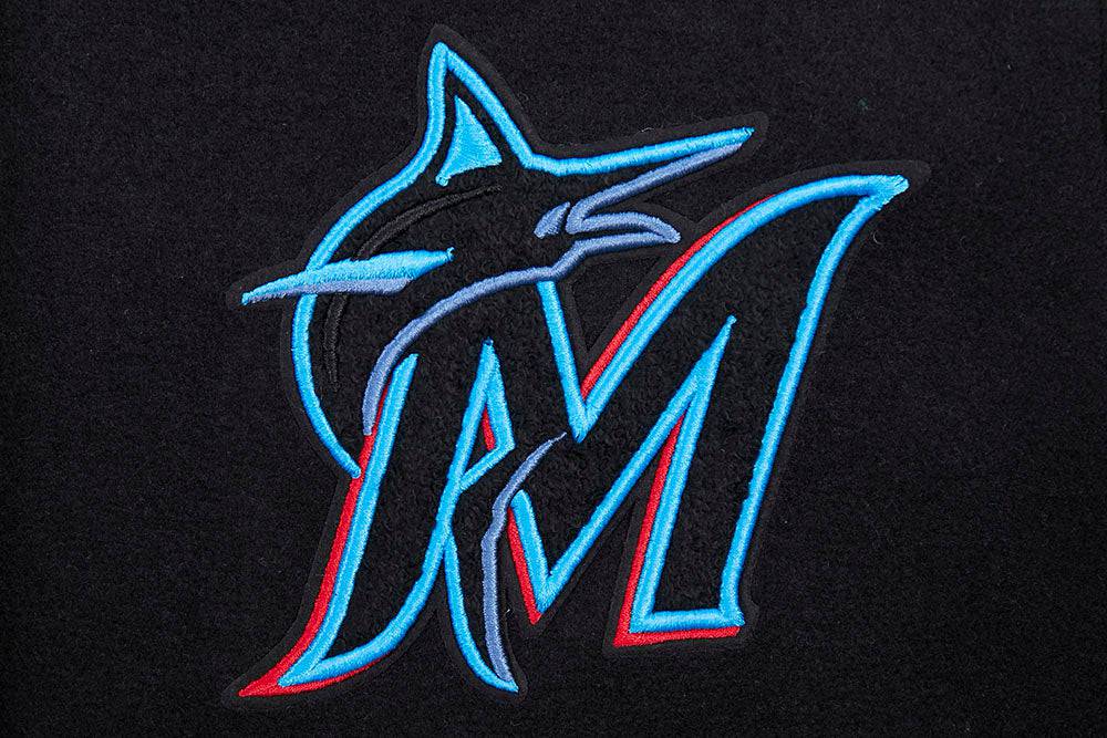 CHAQUETA UNIVERSITARIA DE LANA PARA MUJER MLB MIAMI MARLINS SCRIPT TAIL (NEGRA/BLANCA)