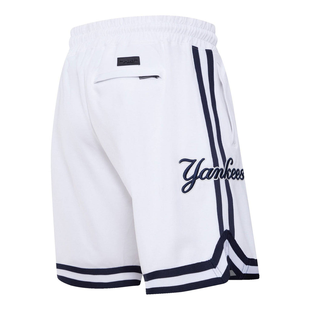 MLB NEW YORK YANKEES CLASSIC CHENILLE MEN'S SHORT (WHITE)