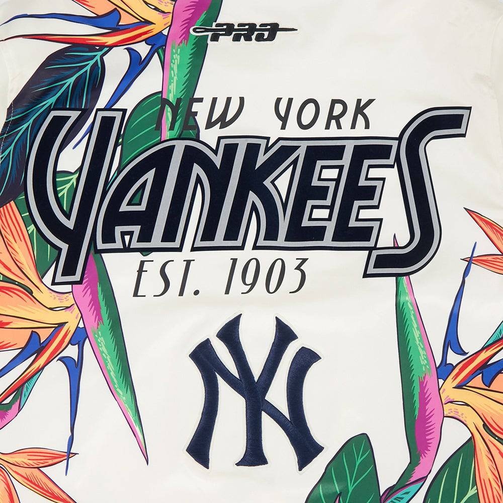 CHAQUETA DE SATÉN PARA HOMBRE MLB NEW YORK YANKEES PARADISE (BLANCO HUESO/ NEGRO)