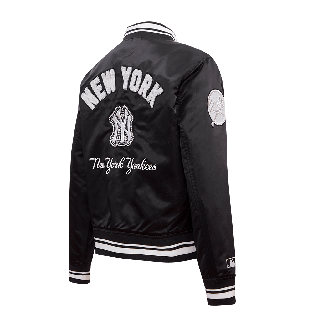 CHAQUETA DE SATÉN ACANALADO PARA MUJER MLB NEW YORK YANKEES PEARLS (NEGRA)