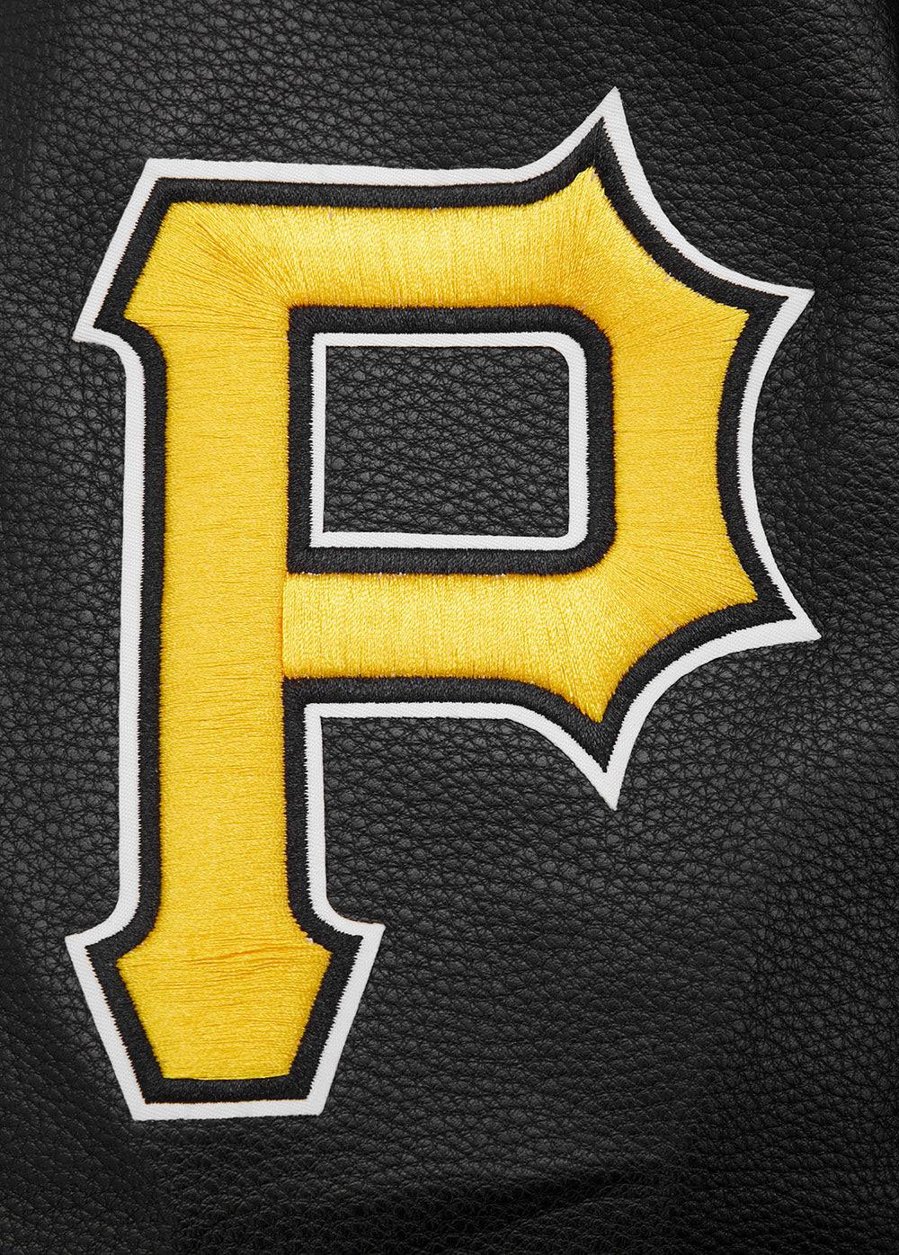 CHAQUETA UNIVERSITARIA DE LANA ACANALADA PARA HOMBRE MLB PITTSBURGH PIRATES CON BANDERINES DEL EQUIPO (NEGRA/AMARILLA)