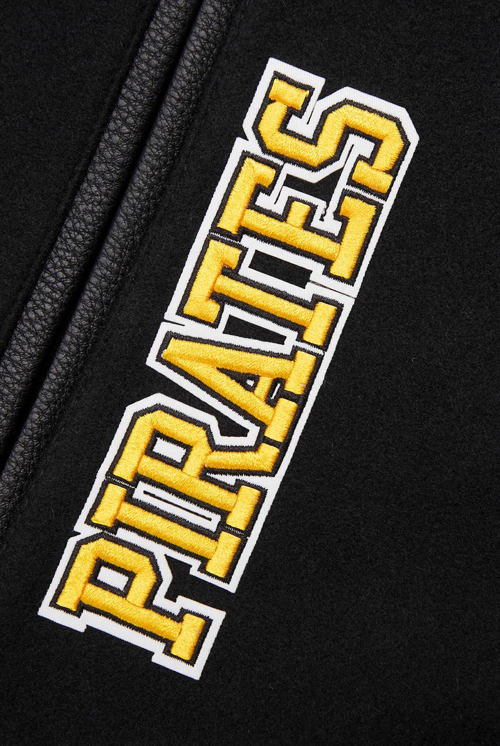 CHAQUETA UNIVERSITARIA DE LANA ACANALADA PARA HOMBRE MLB PITTSBURGH PIRATES CON BANDERINES DEL EQUIPO (NEGRA/AMARILLA)
