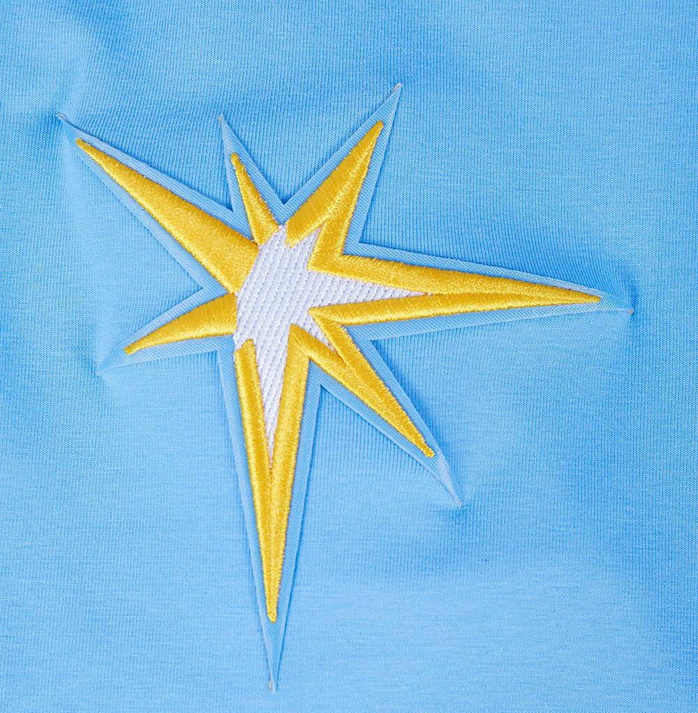 CAMISETA SJ WORDMARK PARA HOMBRE MLB TAMPA BAY RAYS TEAM PENNATS (AZUL UNIVERSITARIO)